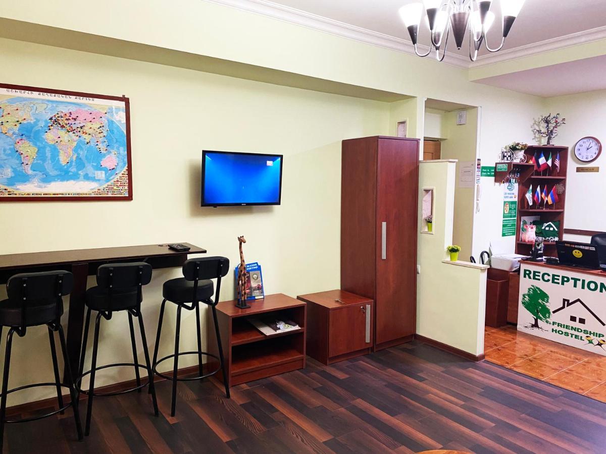 Friendship Hostel & Tours Erivan Exterior foto