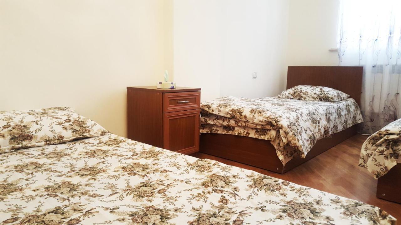 Friendship Hostel & Tours Erivan Exterior foto