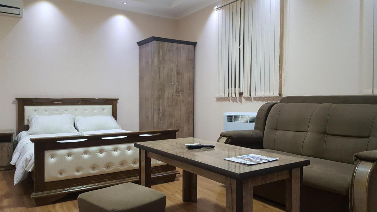 Friendship Hostel & Tours Erivan Exterior foto